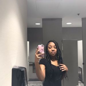 Meet your Posher, Johnnay